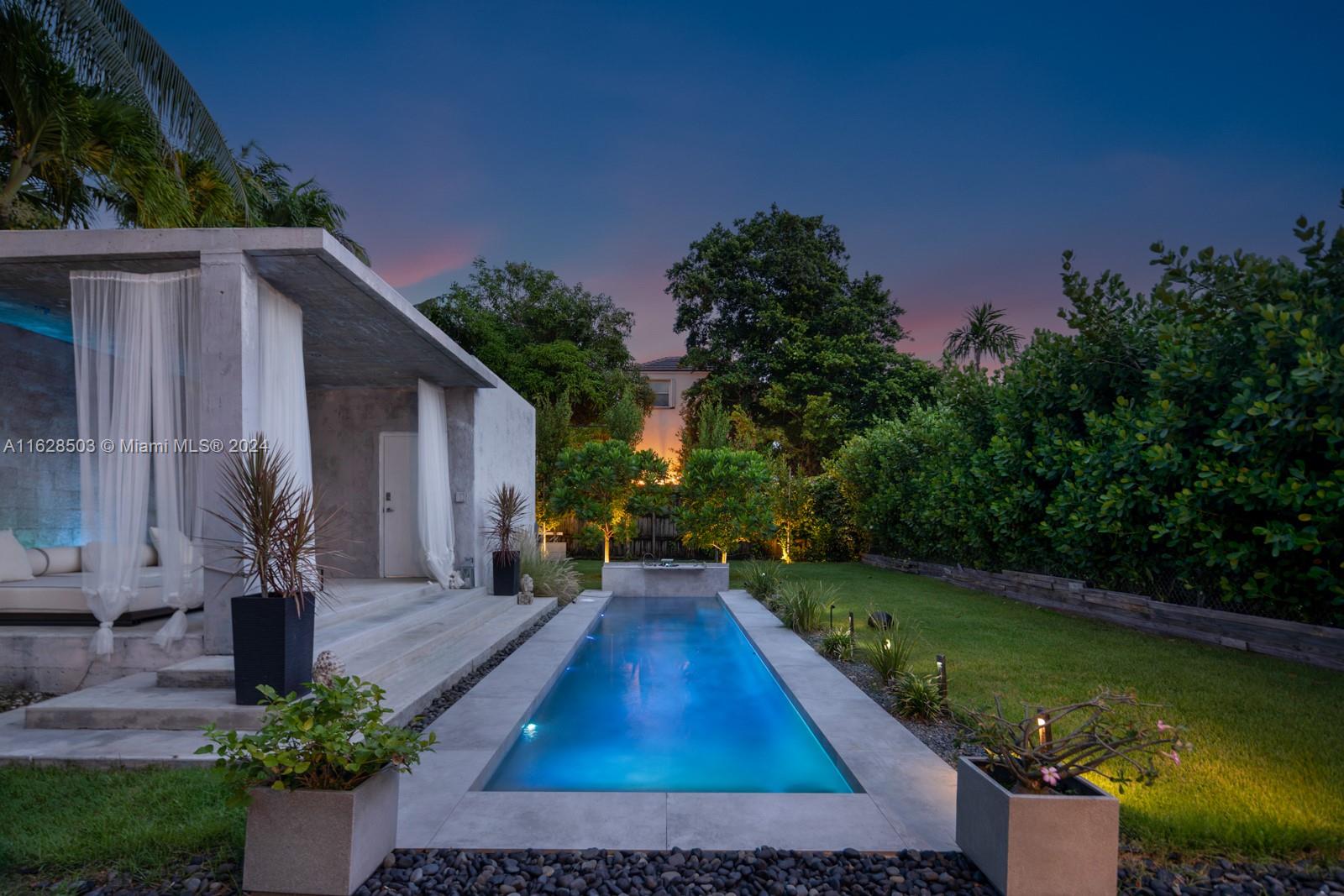 SURPRISE LAKE - Residential