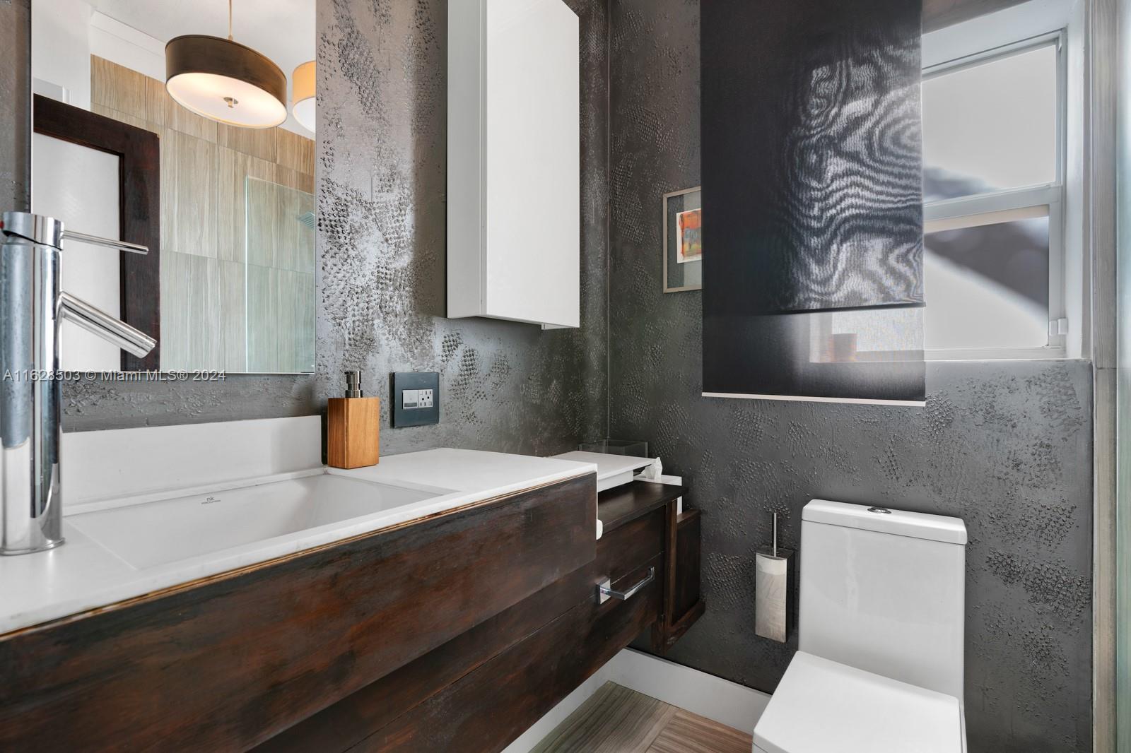 SURPRISE LAKE - Residential