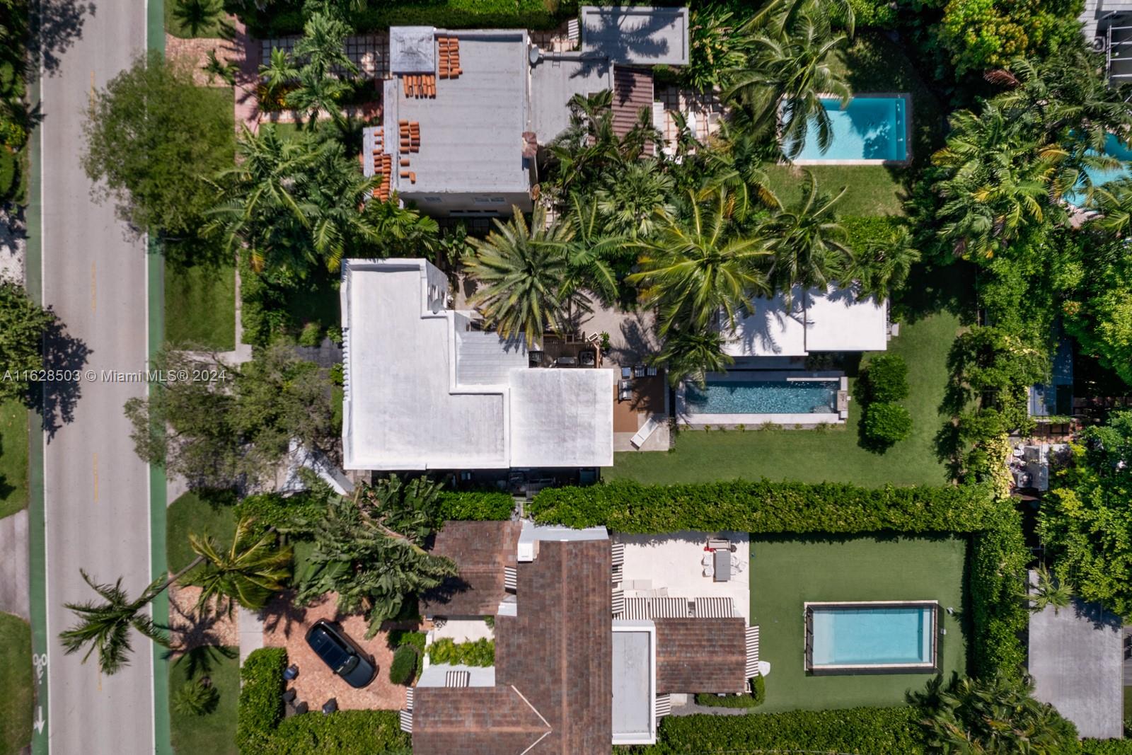 SURPRISE LAKE - Residential