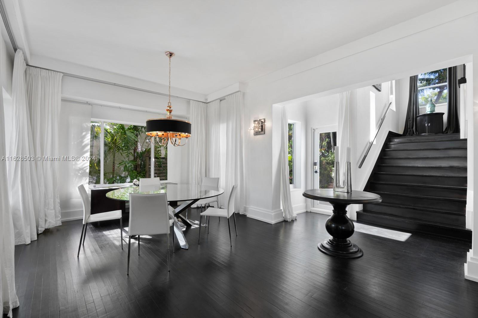 SURPRISE LAKE - Residential