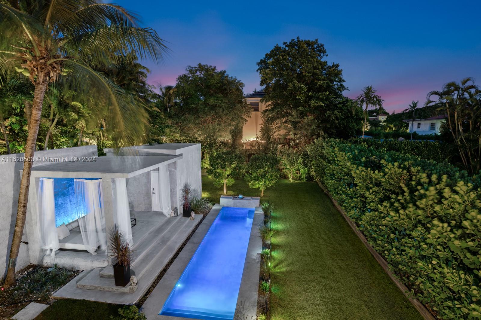 SURPRISE LAKE - Residential