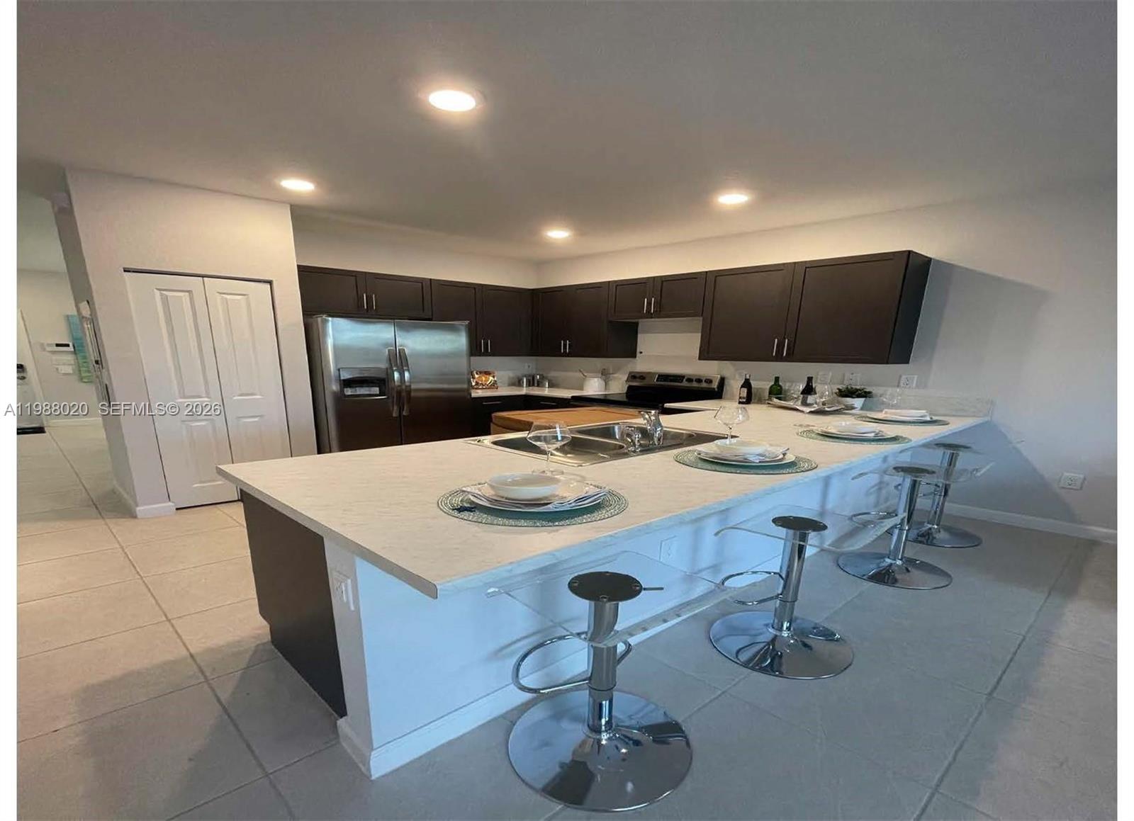 KEYS GATE RESIDENTIAL - Residential Lease