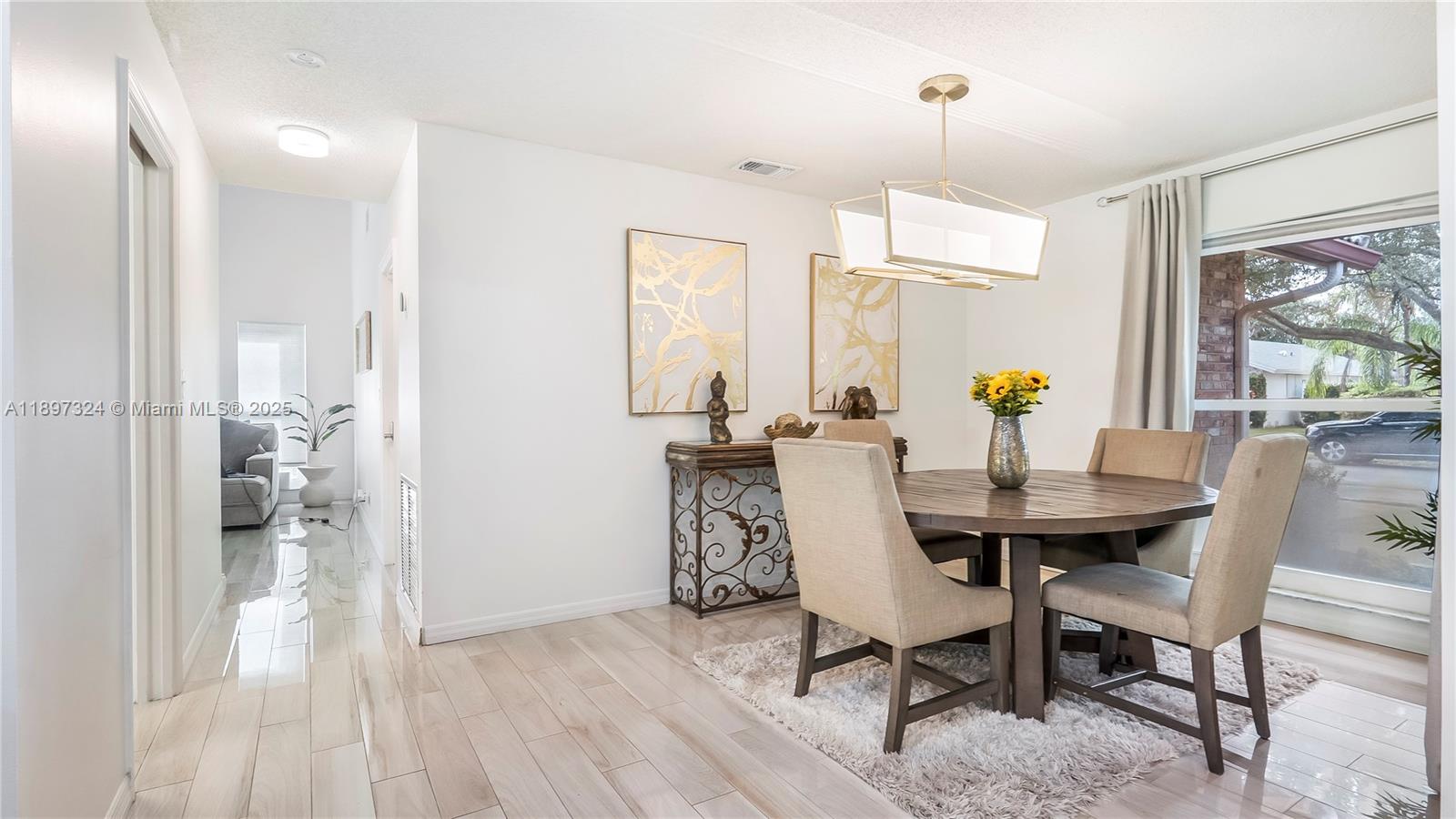 CROSSINGS - Residential