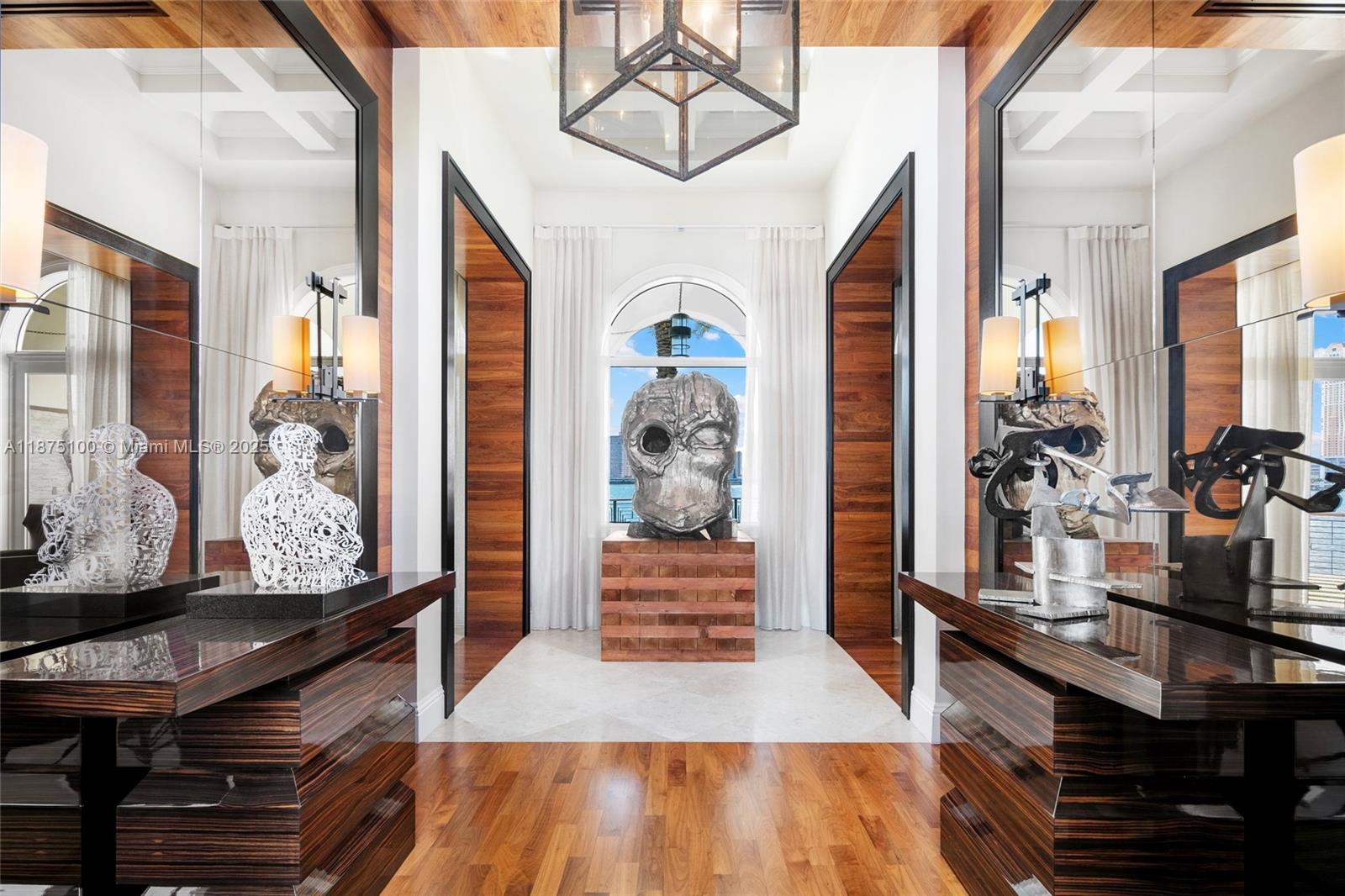 ISLAND ESTATES - Residential