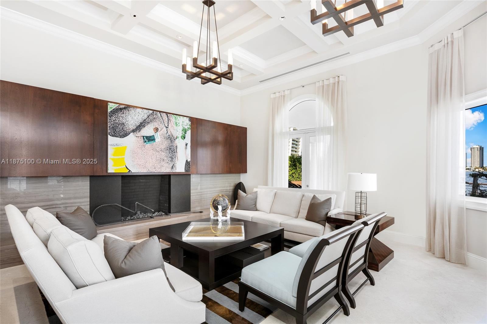 ISLAND ESTATES - Residential