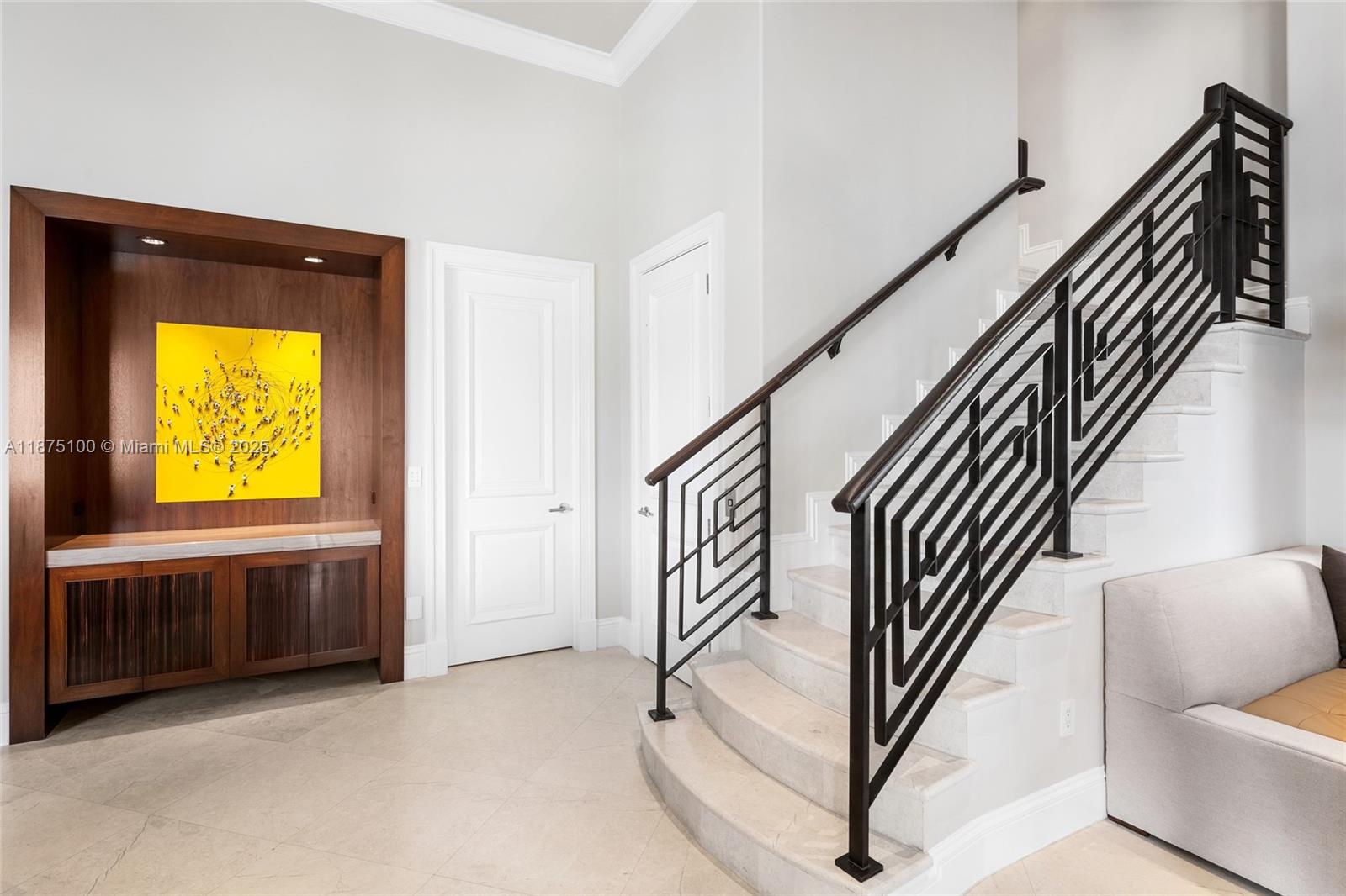 ISLAND ESTATES - Residential