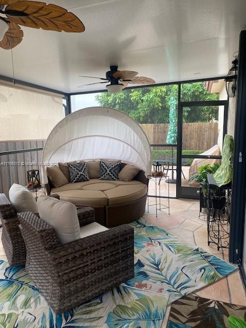 595 Se 33rd Ter, Homestead, Miami-Dade County, Florida - 5 Bedrooms  
3 Bathrooms - 