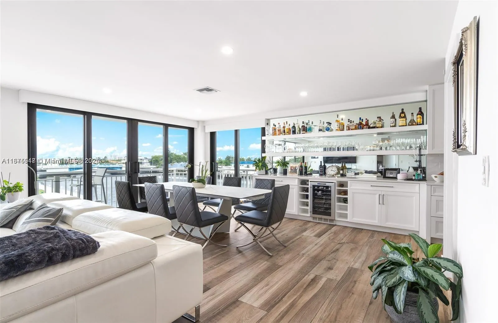 Fort Lauderdale, Florida 33308, United States, 2 Bedrooms Bedrooms, ,2 BathroomsBathrooms,Residential,Active,209775