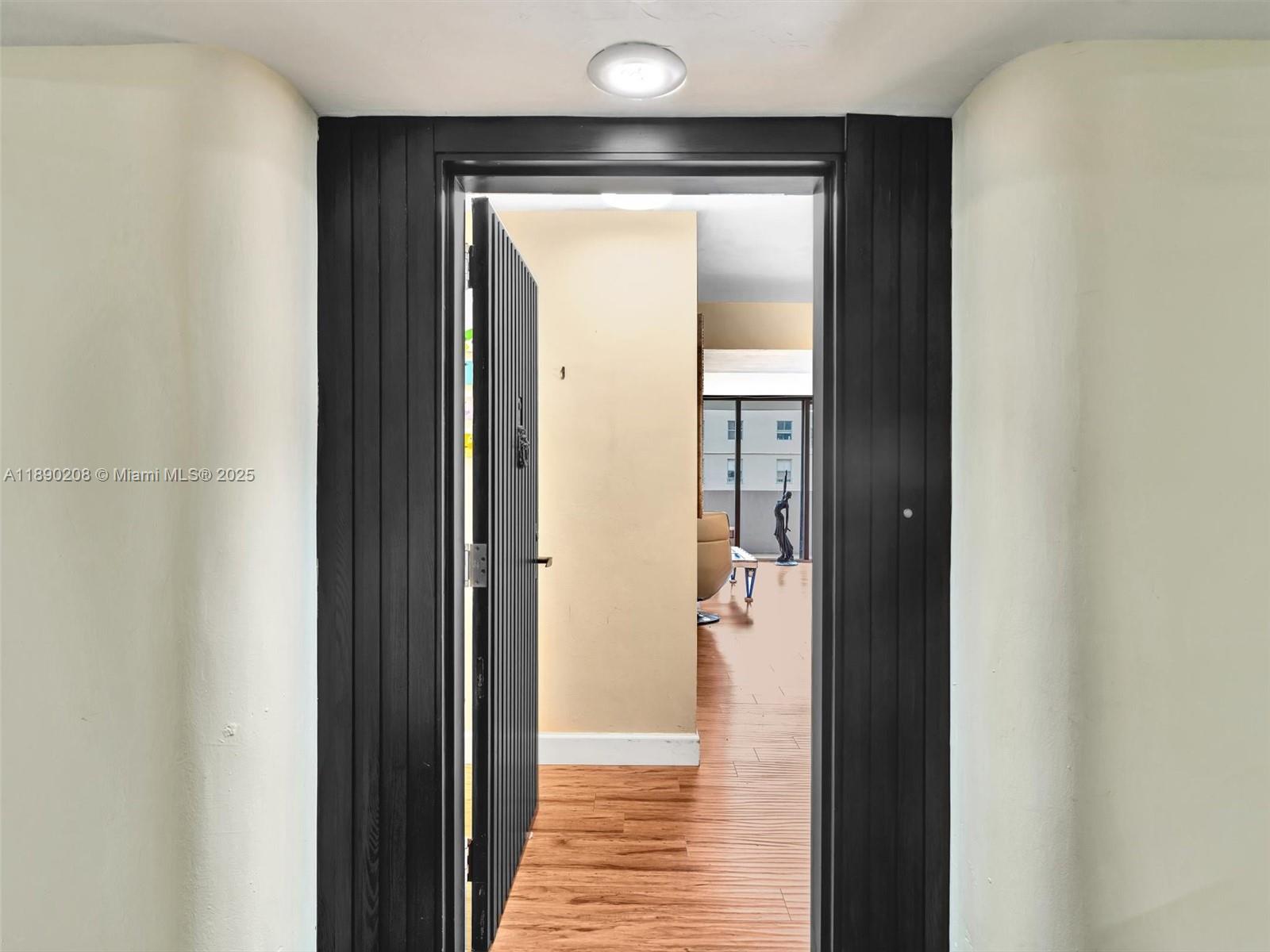 600 Biltmore Way 406