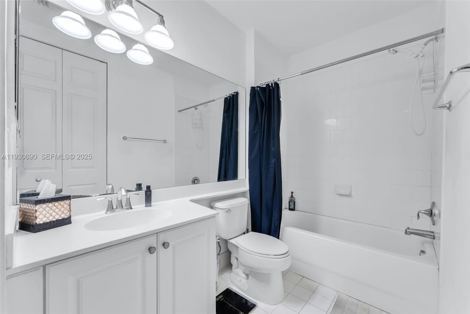 ROYAL POINT AT PALM AIRE - Residential