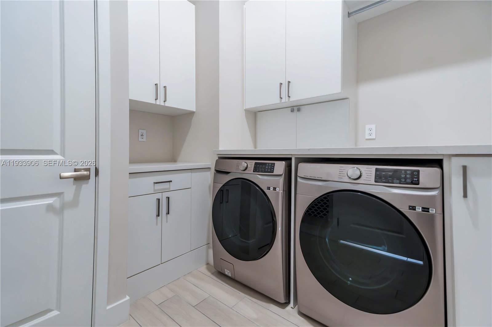 MCJUNKIN FARMS PLAT - Residential