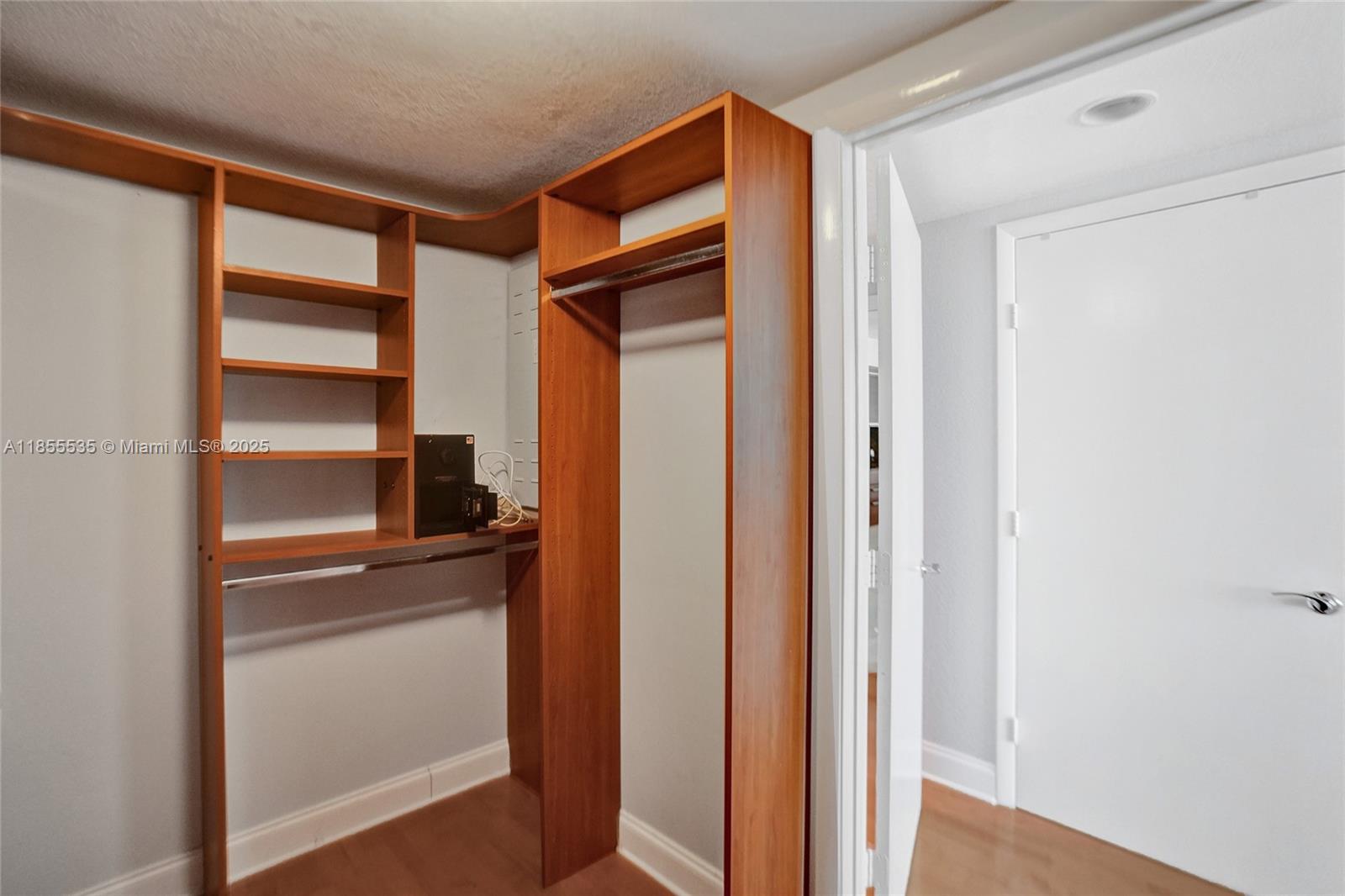 BEACH CLUB CONDO - Residential