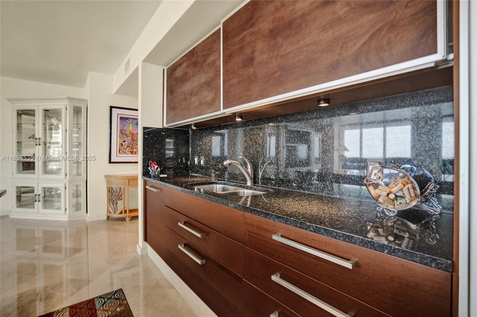 BEACH CLUB CONDO - Residential