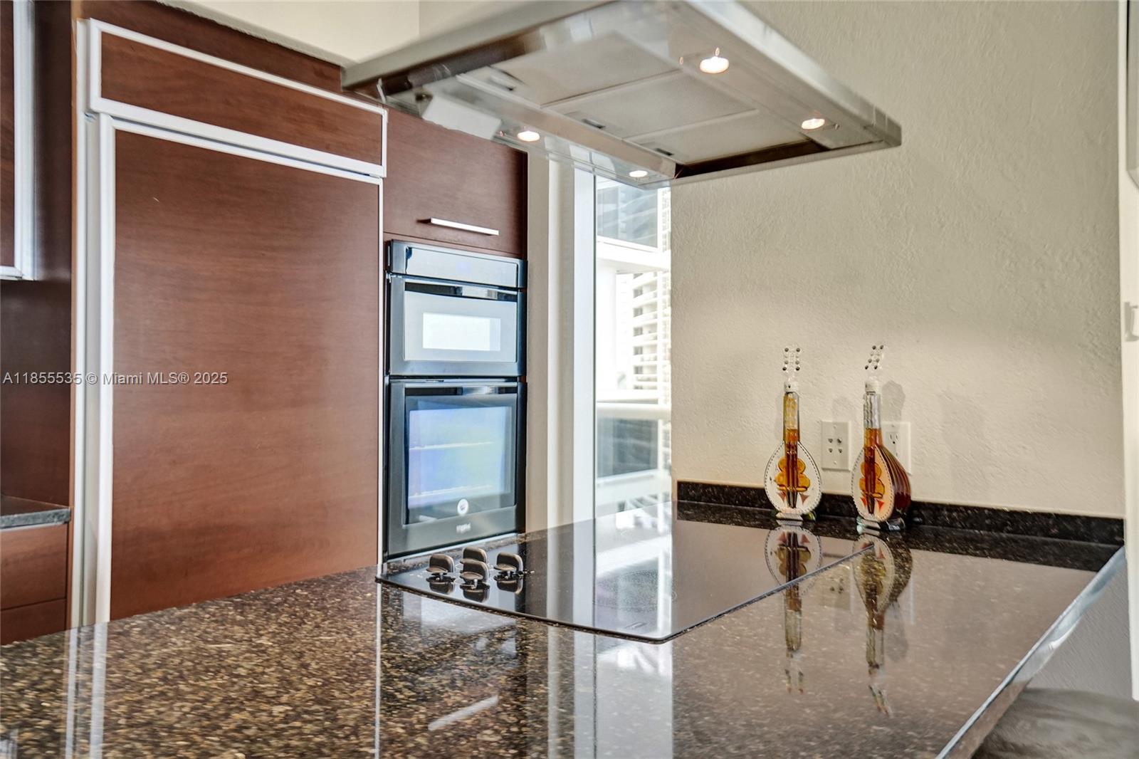 BEACH CLUB CONDO - Residential