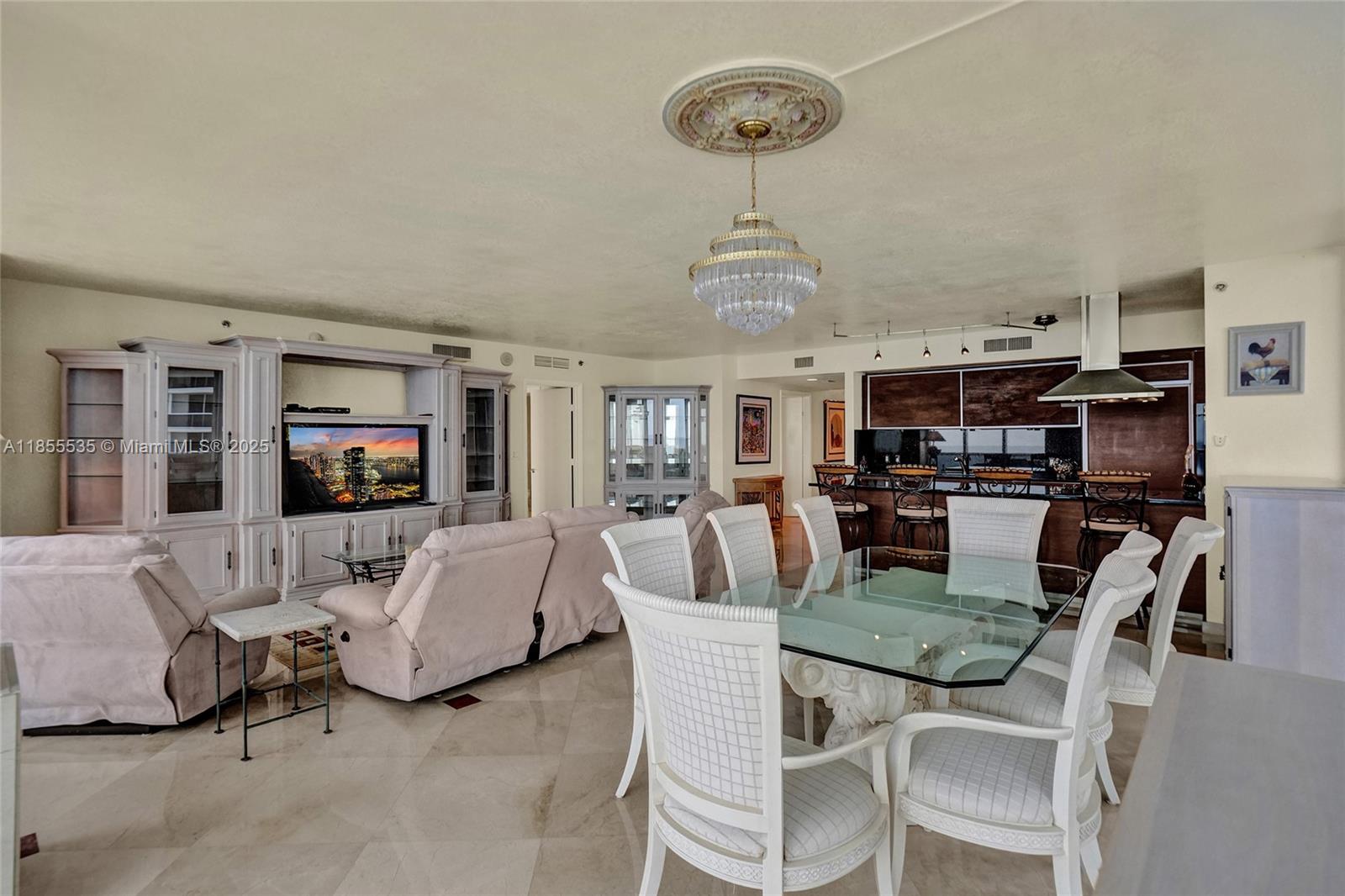 BEACH CLUB CONDO - Residential