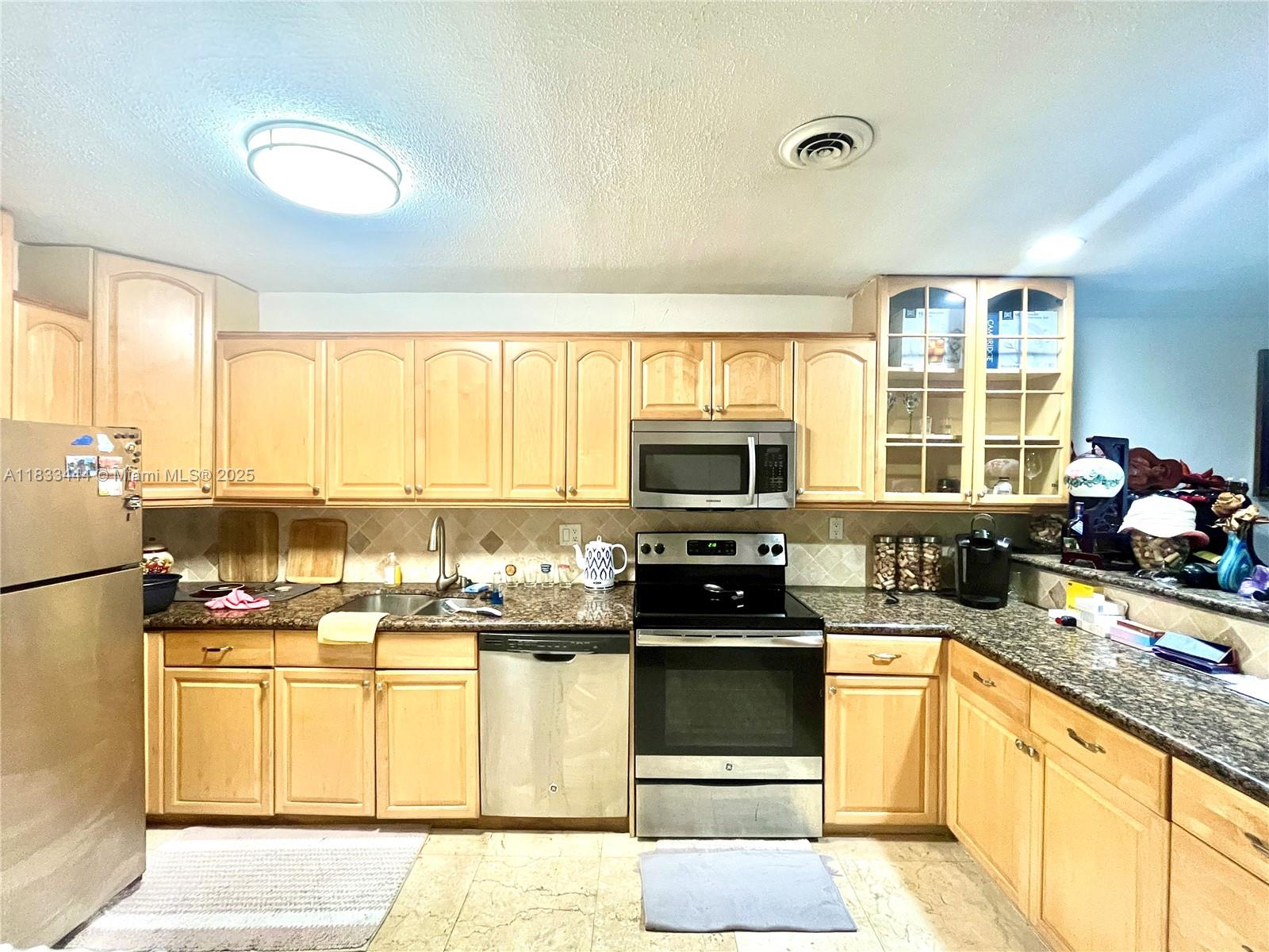 2841 NE 33rd Ct 104
