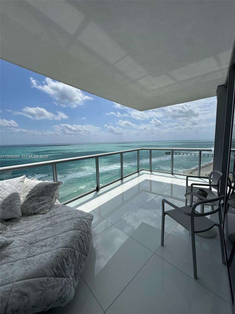 17121 Collins Ave 1802