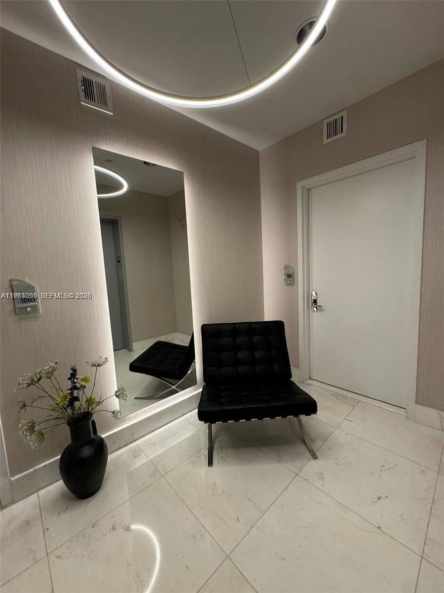 17121 Collins Ave 1802