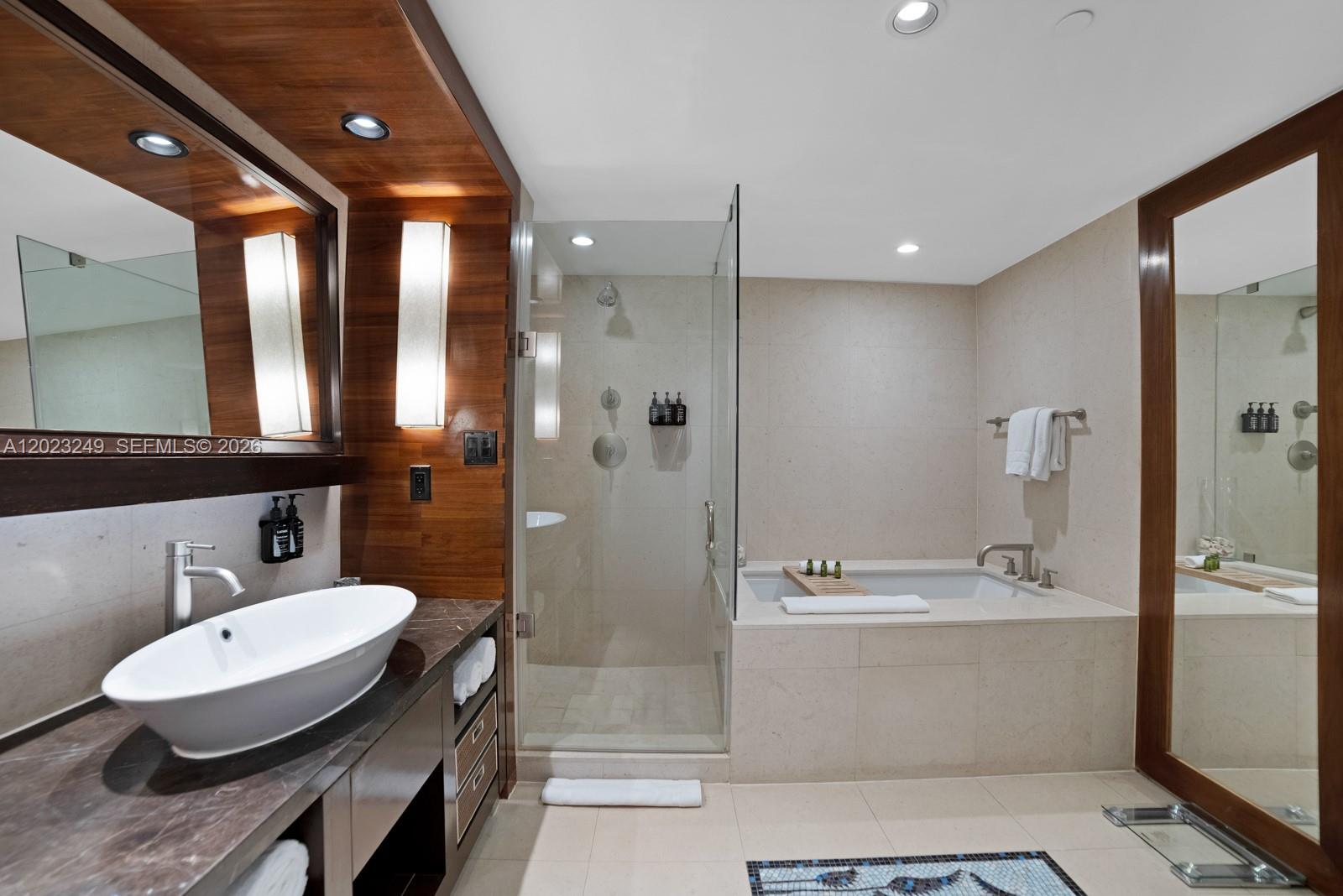 CENTRAL CARILLON BEACH CO - Residential