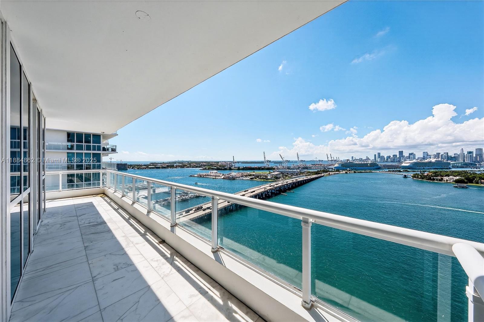 THE BENTLEY BAY CONDO - Residential Lease