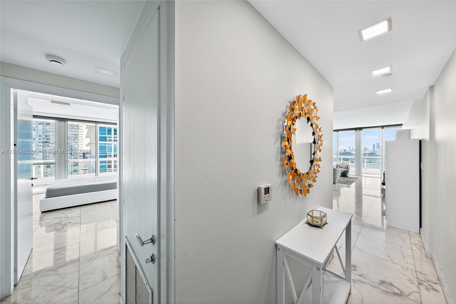 THE BENTLEY BAY CONDO - Residential Lease