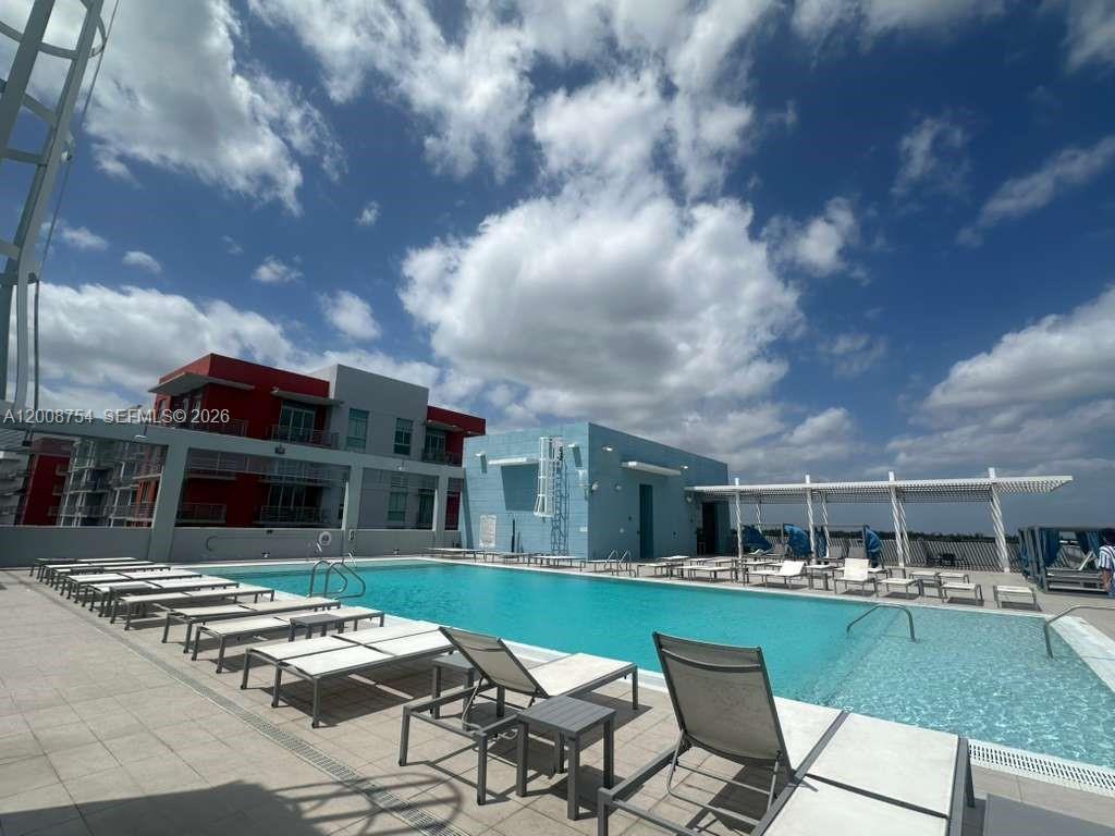MIDTOWN DORAL CONDO 4 - Residential