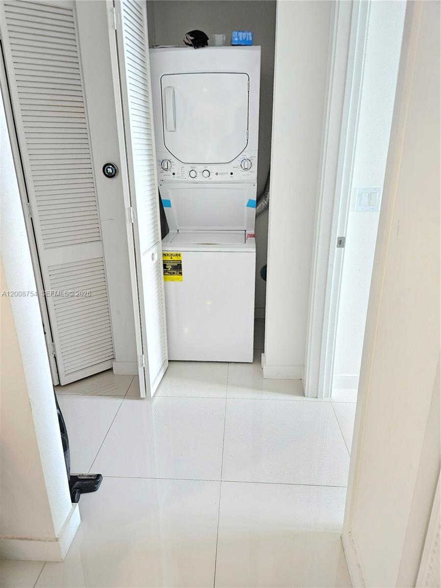 MIDTOWN DORAL CONDO 4 - Residential