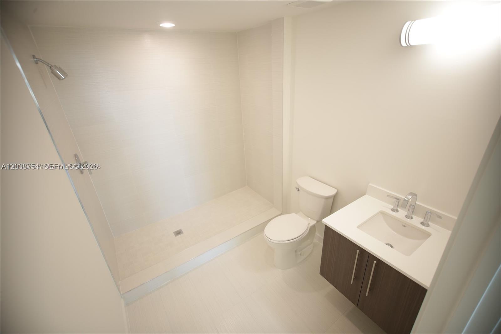MIDTOWN DORAL CONDO 4 - Residential