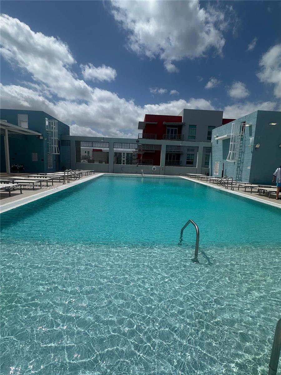 MIDTOWN DORAL CONDO 4 - Residential
