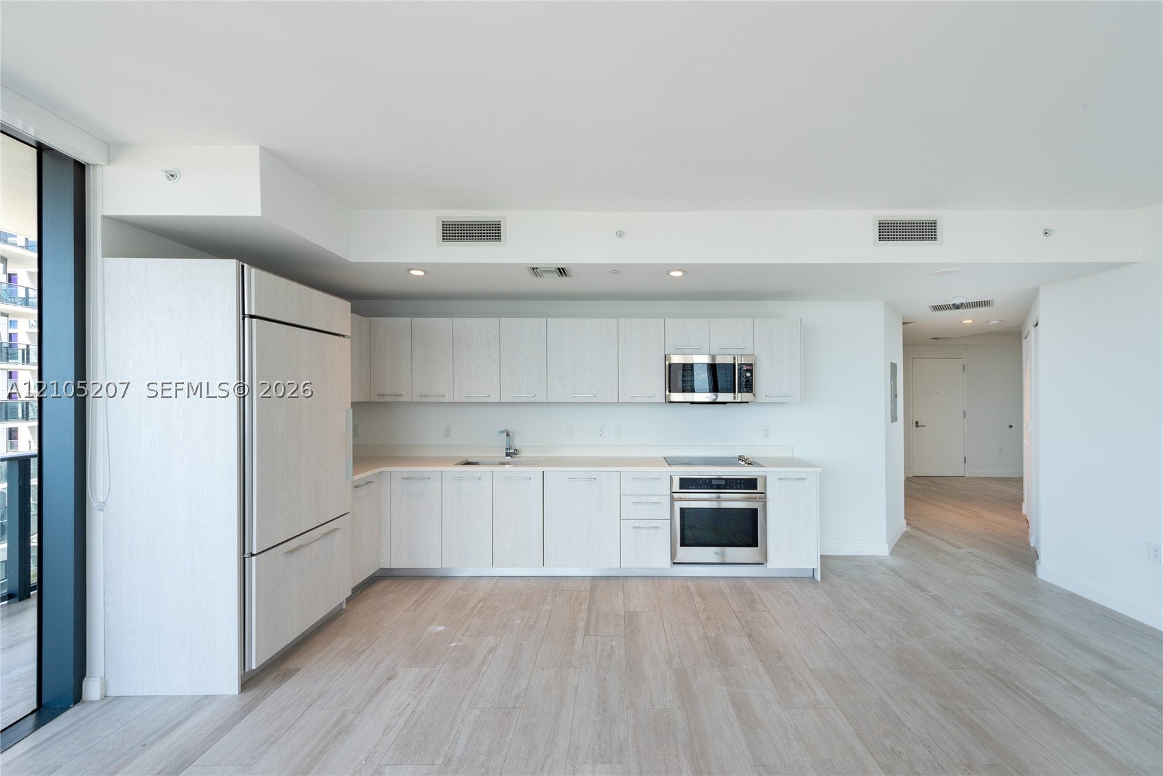 45 SW 9th St 3606