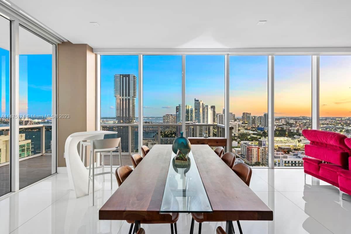 BAY HOUSE MIAMI CONDO - Residential