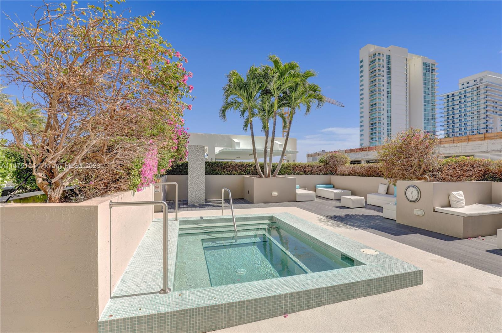 BAY HOUSE MIAMI CONDO - Residential