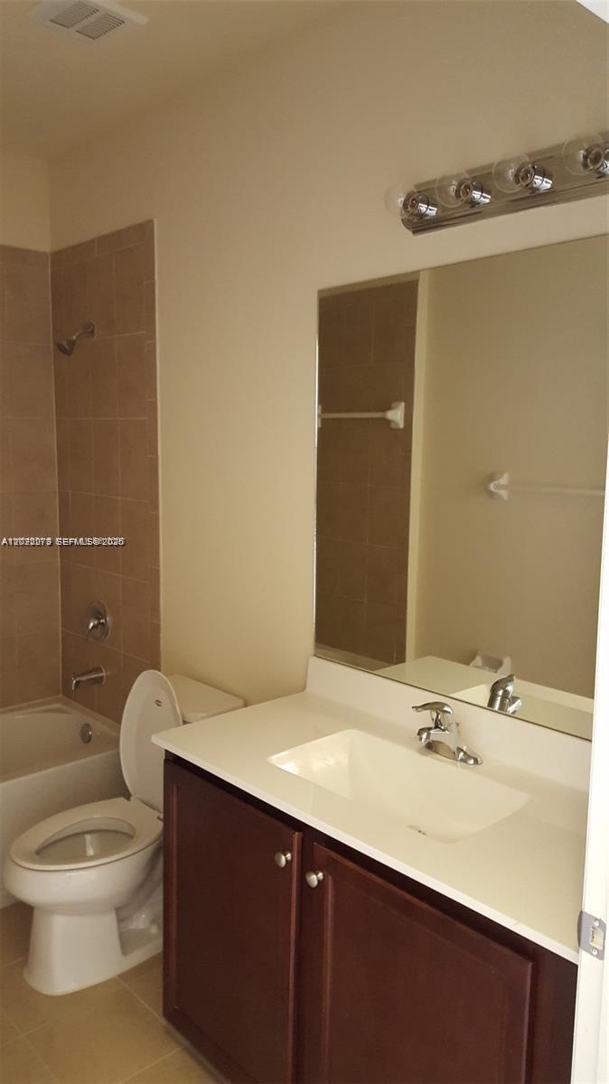 142 SE 28th Ter 7