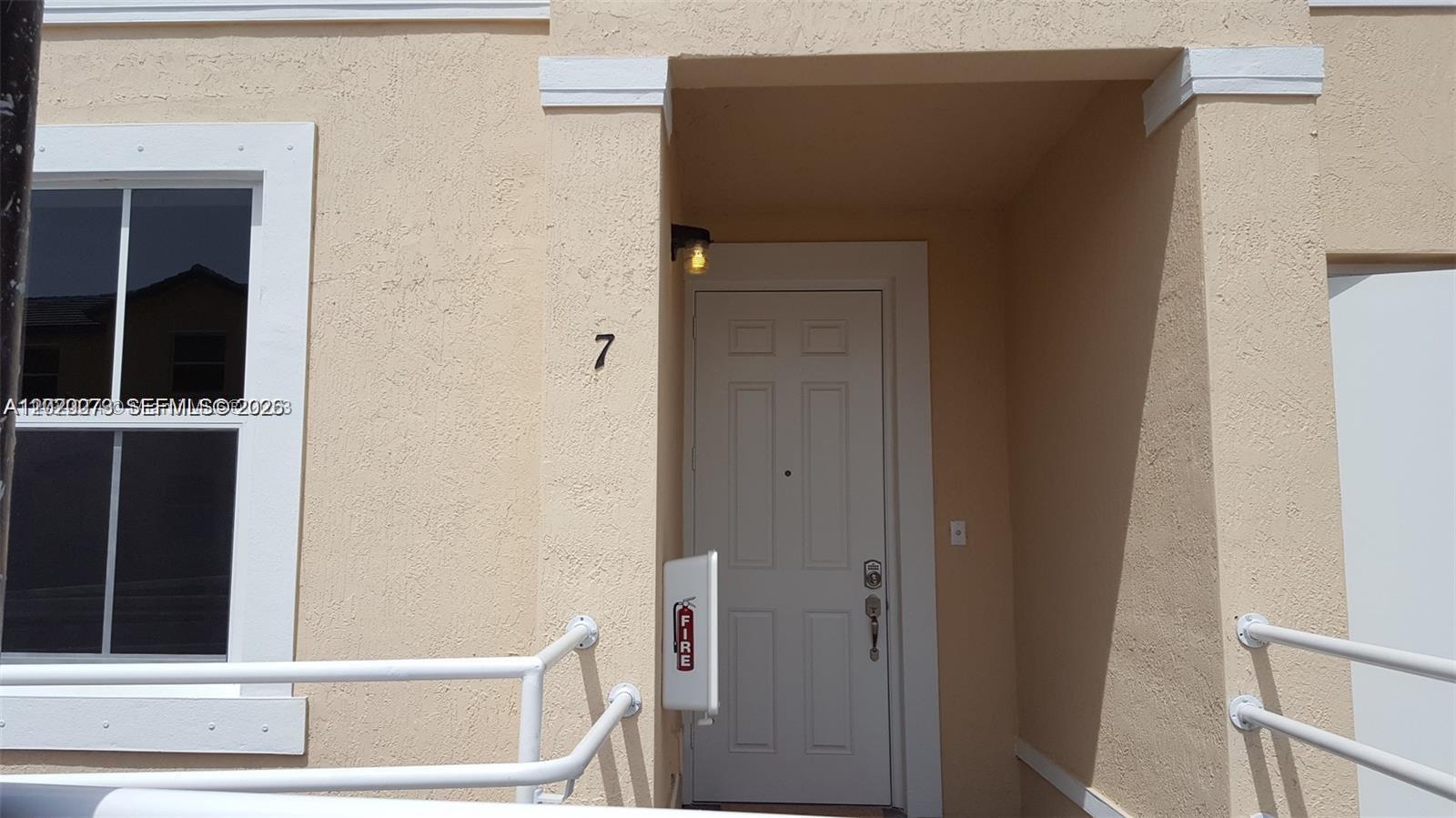 142 SE 28th Ter 7