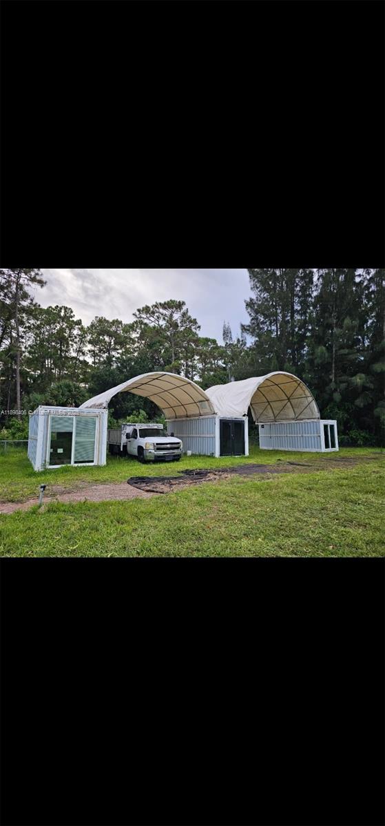 LOXAHATCHEE GROVES - Residential Lease