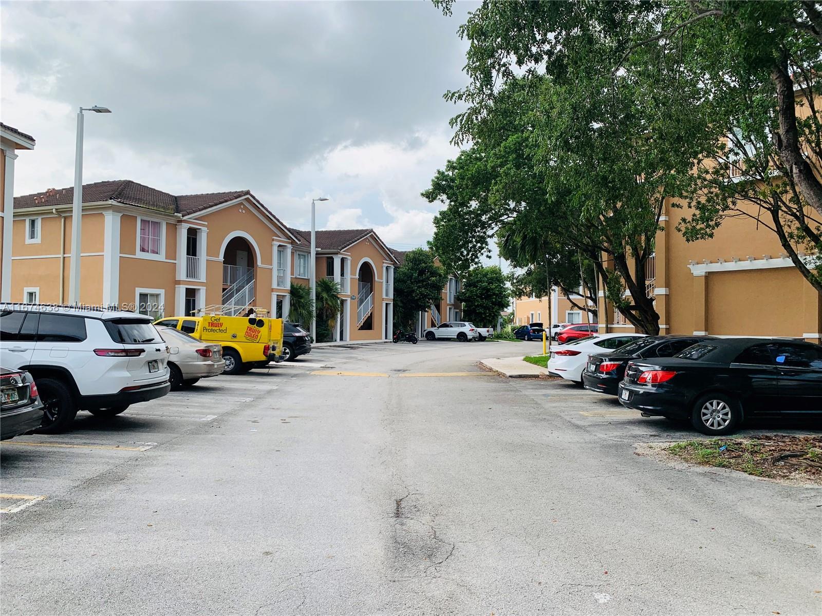 SHOMA HOMES @ COUNTRY CLUB - Residential Lease