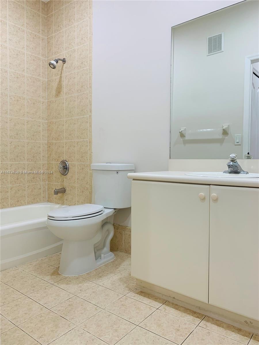 SHOMA HOMES @ COUNTRY CLUB - Residential Lease