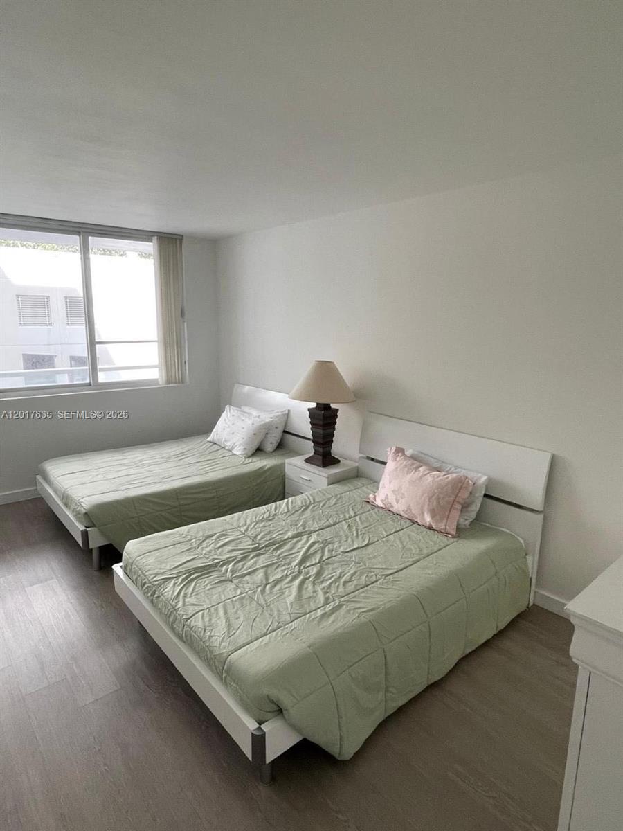 THE CARRIAGE CLUB NORTH C - Residential Lease