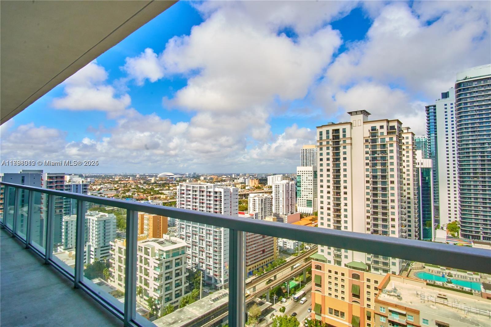 THE AXIS ON BRICKELL II C - Residential Lease