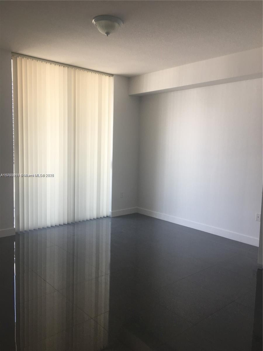 THE AXIS ON BRICKELL II C - Residential Lease