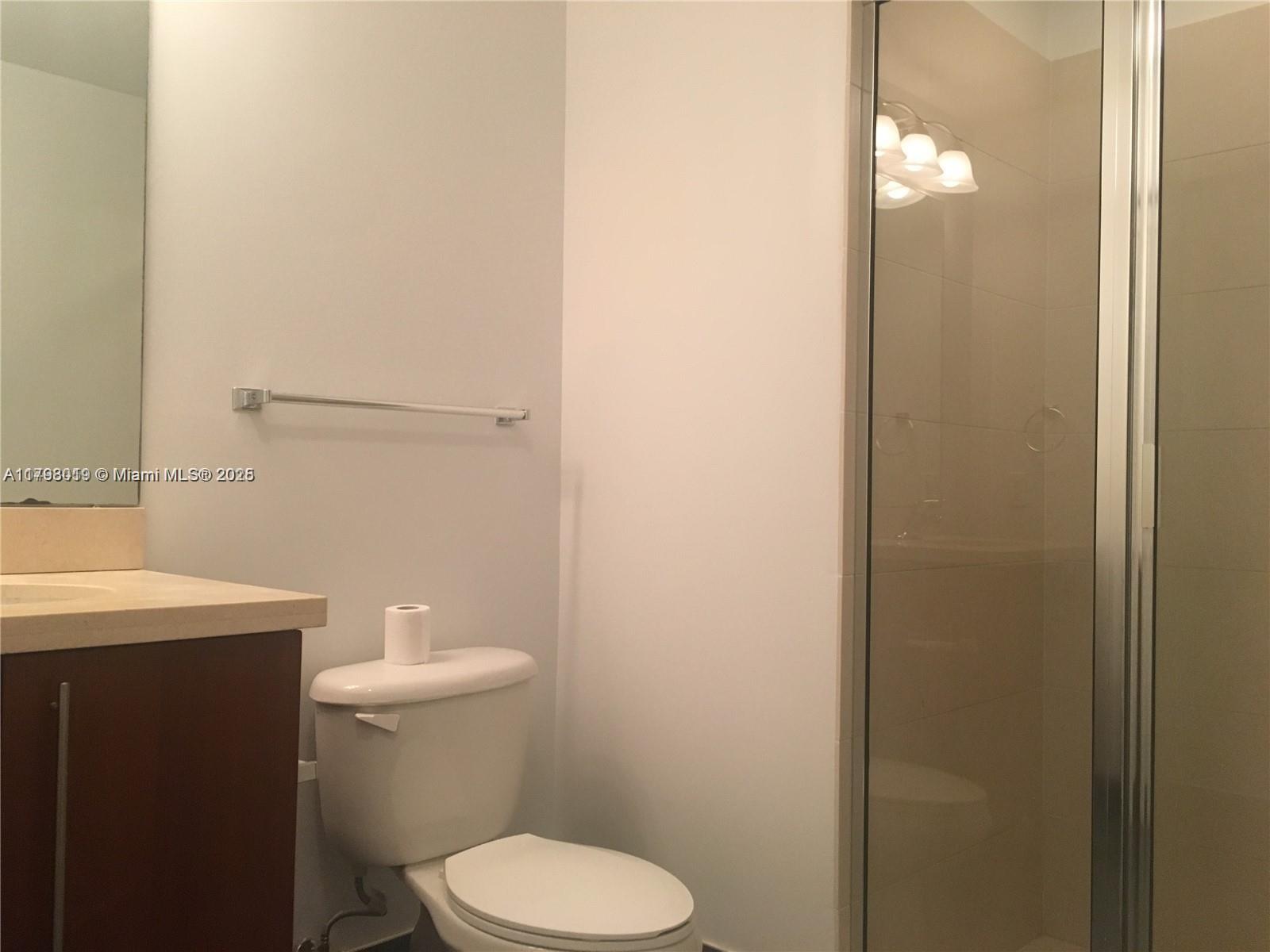 THE AXIS ON BRICKELL II C - Residential Lease