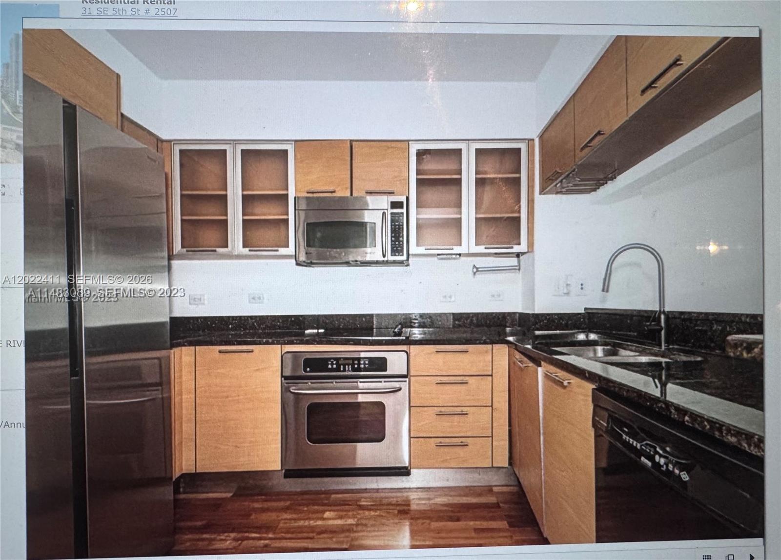View photos, virtual tours, details... 31 SE 5th St 2507