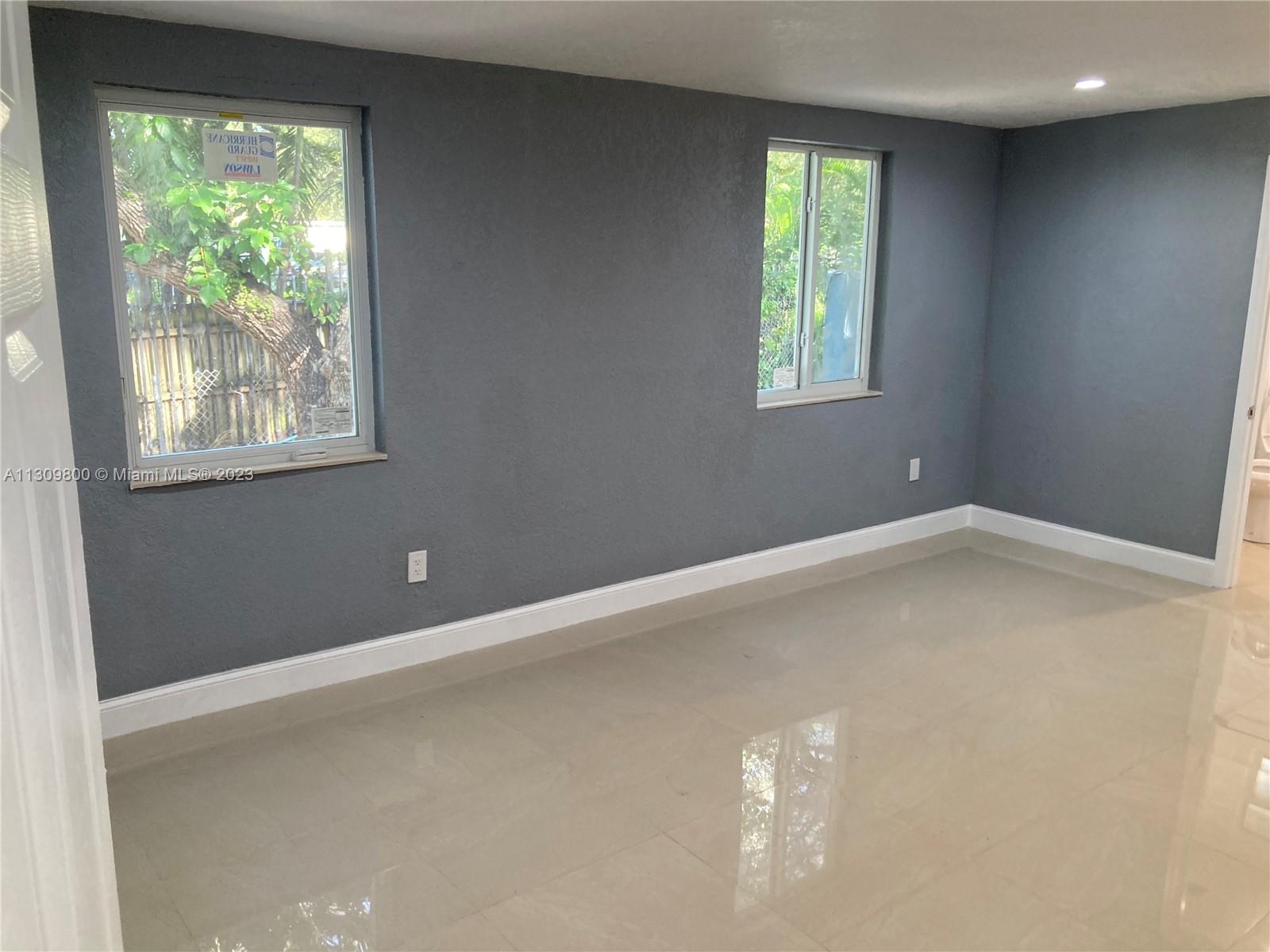 ROCKMOOR VILLA TRACK - Residential