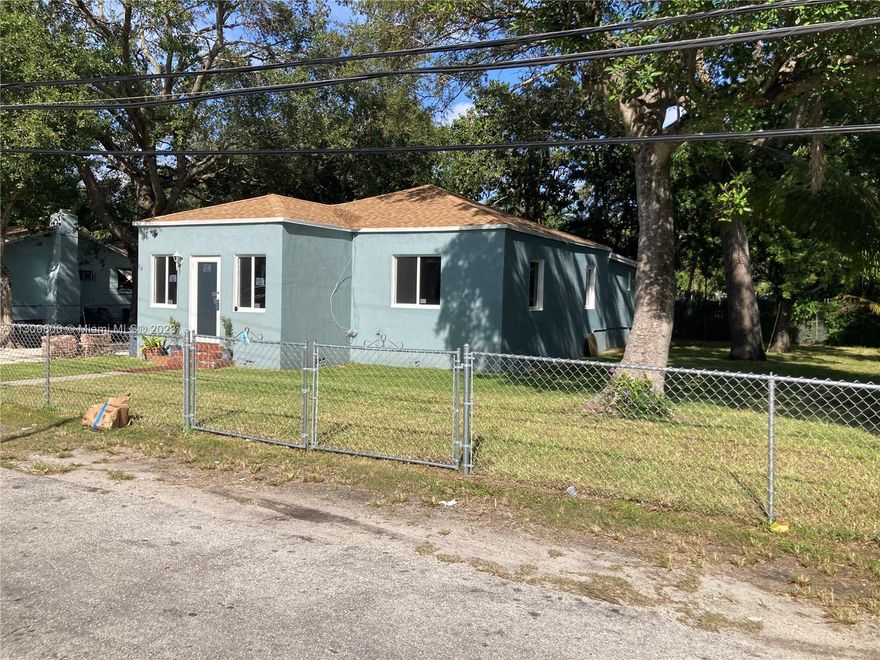 BEAUTIFULLY RENOVATED HOME IN THE MOST DESIRABLE AREA! Brand New 2022 Roof, impact-proof windows throughout, BRAND NEW kitchen with quartz countertops, new appliances, gorgeous ceramic tile floors, one-of-a-kind bathrooms, and so much more. Property has the potential to make into a 3/2 and a 1/1 or in-law quarters. Ideal location close to the beaches, Wynwood, Design District, Midtown, and Downtown.