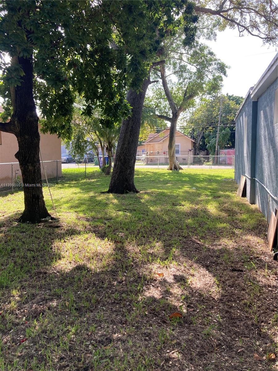 ROCKMOOR VILLA TRACK - Residential