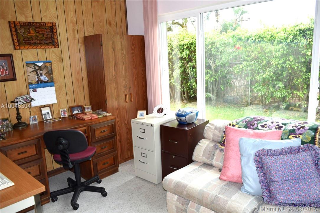 LYONS PARK FIRST ADD - Residential