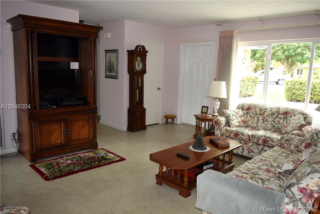 LYONS PARK FIRST ADD - Residential