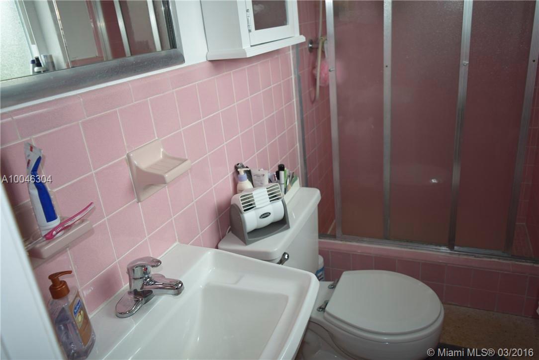 LYONS PARK FIRST ADD - Residential