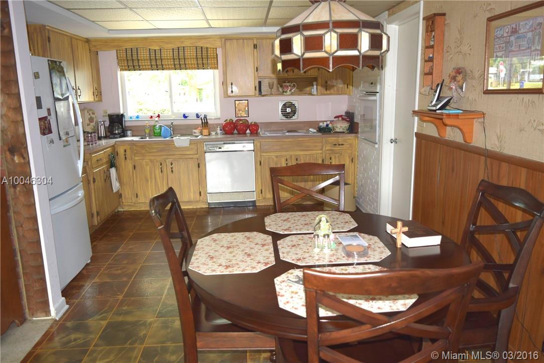 LYONS PARK FIRST ADD - Residential