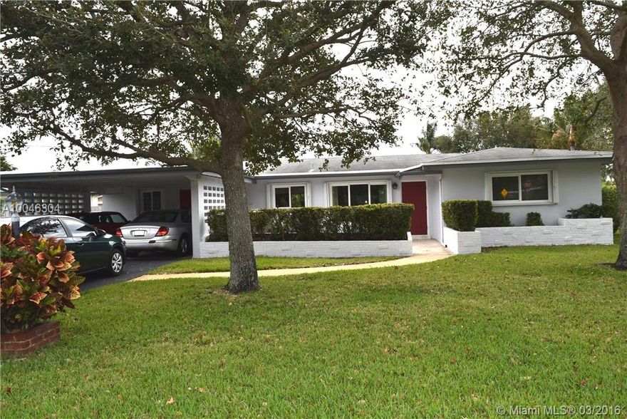 4 bed/ 2 bath single family home situated on corner lot with no HOA fees.  2006's roof.  New hurricane doors & impact Windows.  spacious living, dining room, open kitchen, den as reading room. Accordion shutters for extra wind protection. A/C, W/Heater, refrigerator & oven all within 2 yrs new.  Well pump for sprinklers system will save on water bill.  Water treatment system, solid roof & fresh paint and much more.  Close to shopping in a quiet neighborhood, great elementary school. ok to lease